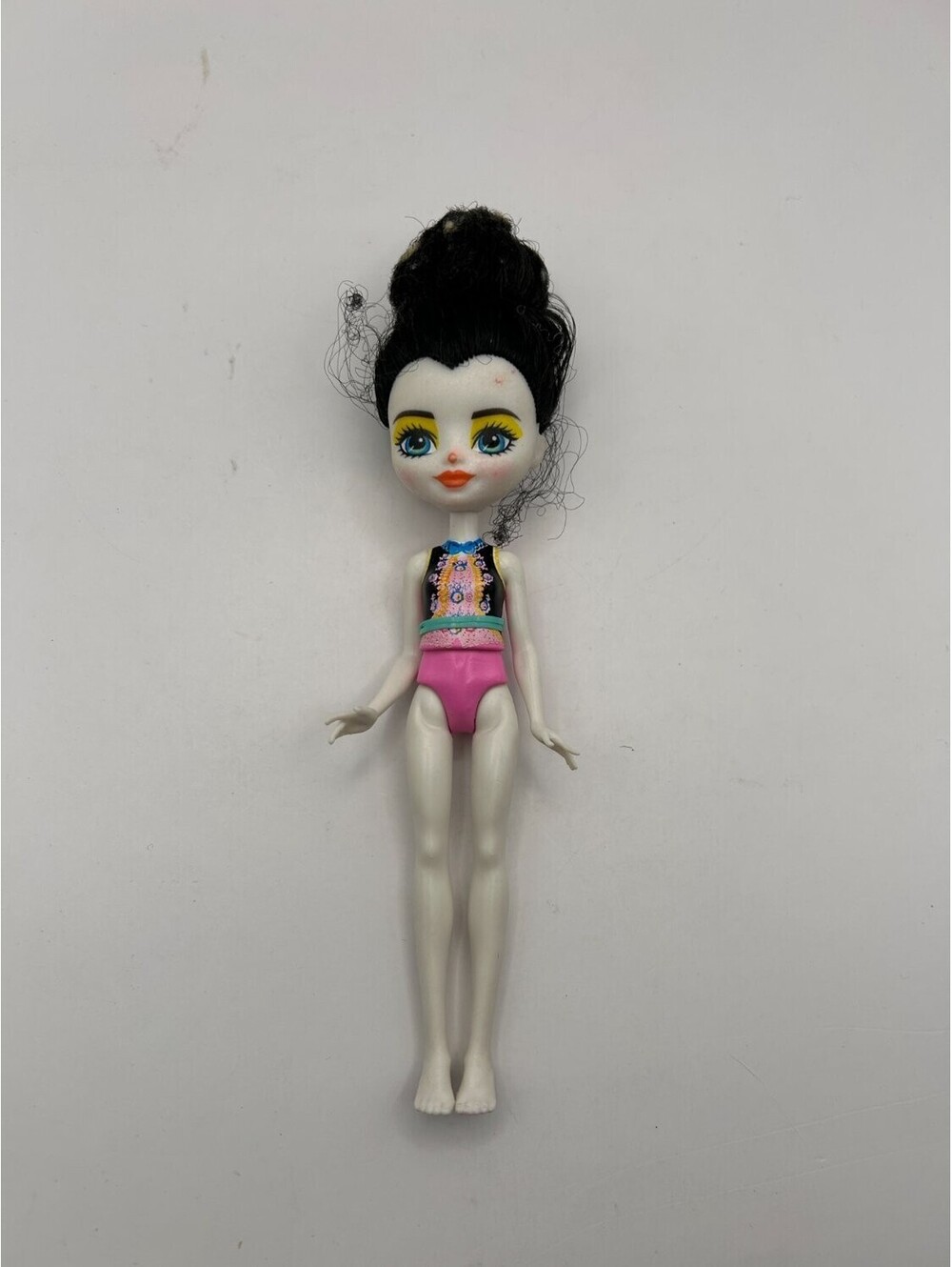 Enchantimals Preena Penguin Doll Black Hair Bun Molded Swimsuit Bodice